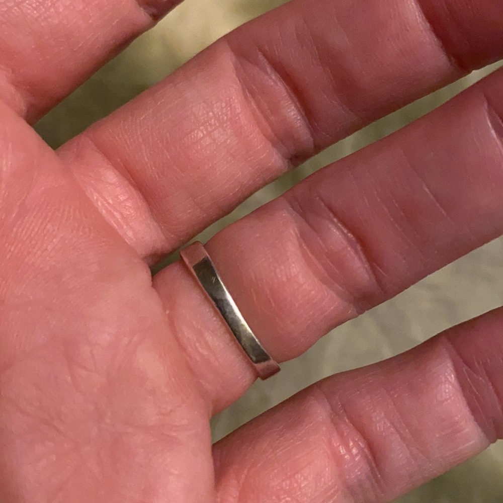 Silver ring - Picture 8 of 14